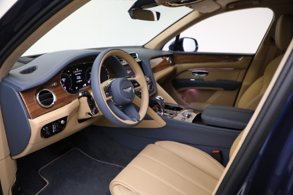 Used 2023 Bentley Bentayga V8 for sale $183,900 at Maserati of Greenwich in Greenwich CT 06830 15