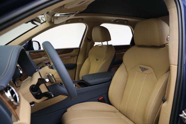 Used 2023 Bentley Bentayga V8 for sale $183,900 at Maserati of Greenwich in Greenwich CT 06830 16