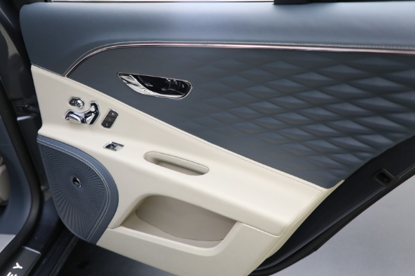 New 2024 Bentley Flying Spur Azure V8 for sale Sold at Maserati of Greenwich in Greenwich CT 06830 27