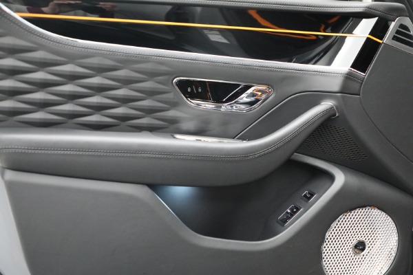New 2024 Bentley Flying Spur S V8 for sale $349,925 at Maserati of Greenwich in Greenwich CT 06830 16