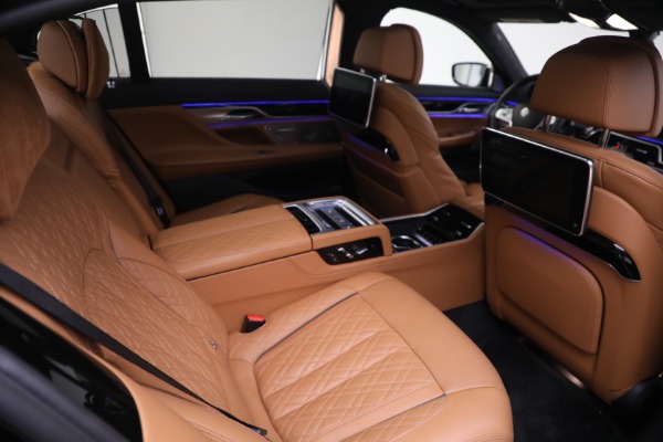 Used 2022 BMW 7 Series ALPINA B7 xDrive for sale $109,900 at Maserati of Greenwich in Greenwich CT 06830 28