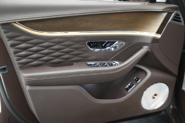 Used 2023 Bentley Flying Spur Speed for sale $289,900 at Maserati of Greenwich in Greenwich CT 06830 17
