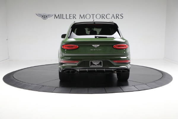 Used 2023 Bentley Bentayga EWB Azure V8 for sale Sold at Maserati of Greenwich in Greenwich CT 06830 10