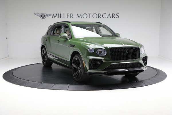 Used 2023 Bentley Bentayga EWB Azure V8 for sale Sold at Maserati of Greenwich in Greenwich CT 06830 19