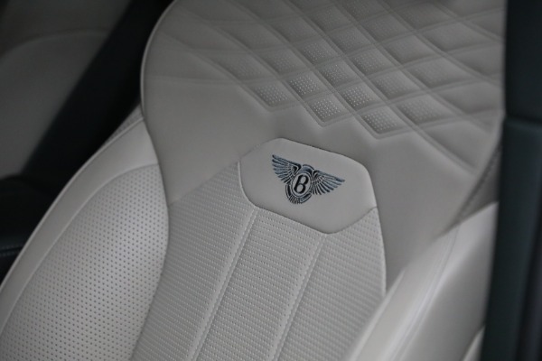 Used 2023 Bentley Bentayga EWB Azure V8 for sale Sold at Maserati of Greenwich in Greenwich CT 06830 26