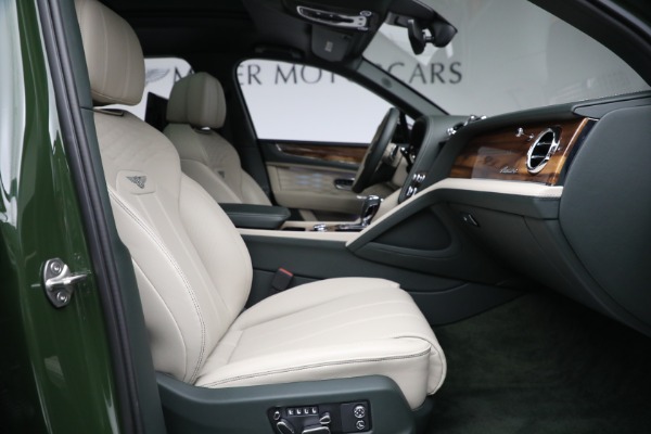 Used 2023 Bentley Bentayga EWB Azure V8 for sale Sold at Maserati of Greenwich in Greenwich CT 06830 28