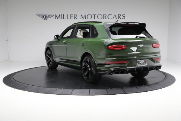Used 2023 Bentley Bentayga EWB Azure V8 for sale Sold at Maserati of Greenwich in Greenwich CT 06830 9