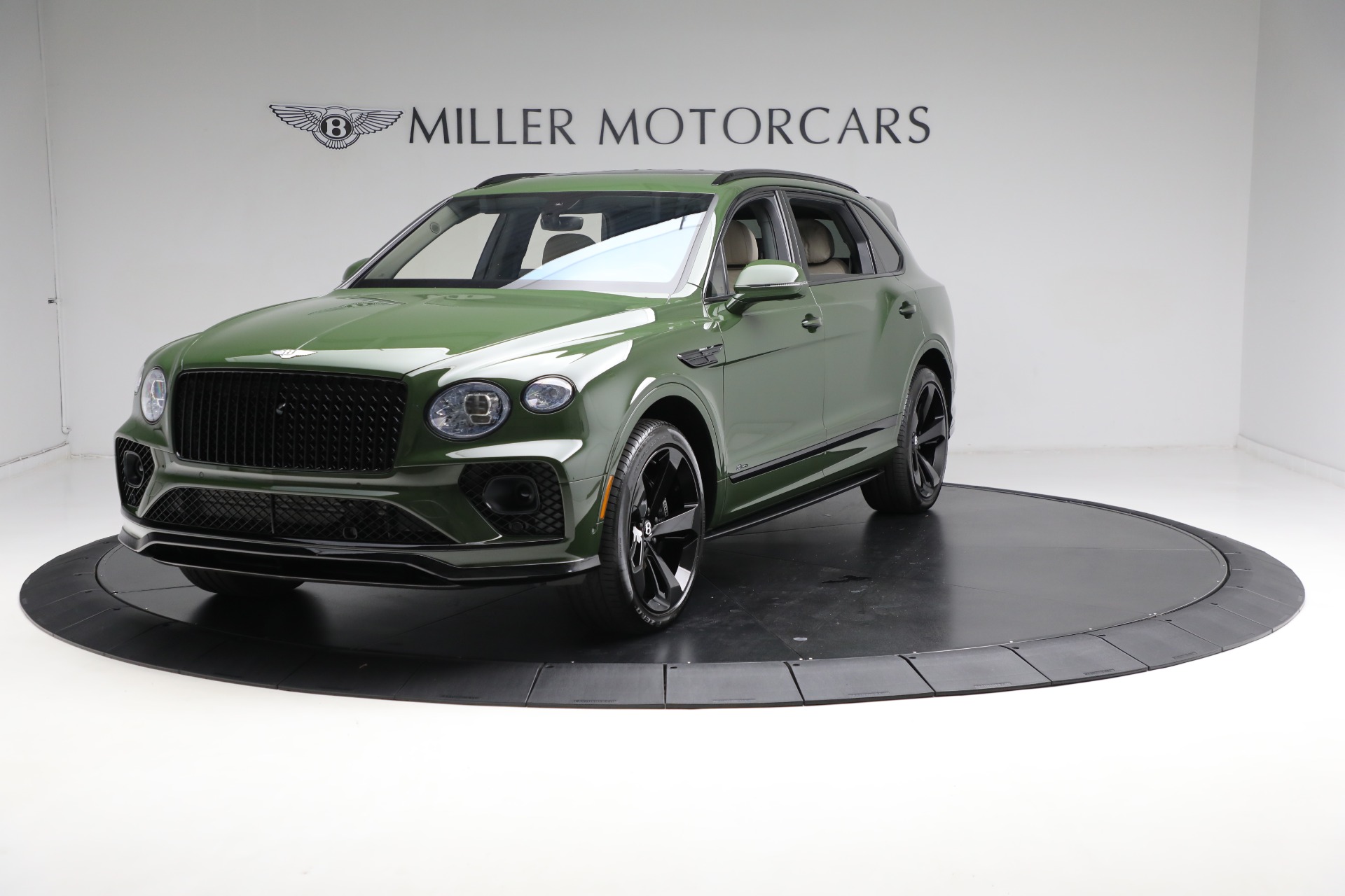 Used 2023 Bentley Bentayga EWB Azure V8 for sale Sold at Maserati of Greenwich in Greenwich CT 06830 1