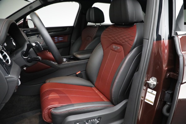 Used 2023 Bentley Bentayga EWB Azure V8 for sale $264,900 at Maserati of Greenwich in Greenwich CT 06830 26