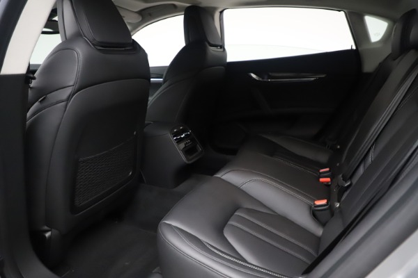 Used 2017 Maserati Quattroporte S Q4 GranSport for sale $57,900 at Maserati of Greenwich in Greenwich CT 06830 18