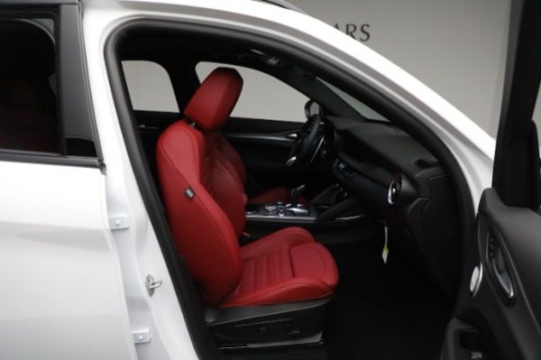 New 2024 Alfa Romeo Stelvio Veloce for sale Sold at Maserati of Greenwich in Greenwich CT 06830 27