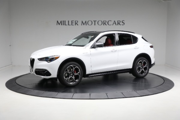 New 2024 Alfa Romeo Stelvio Veloce for sale $57,420 at Maserati of Greenwich in Greenwich CT 06830 1