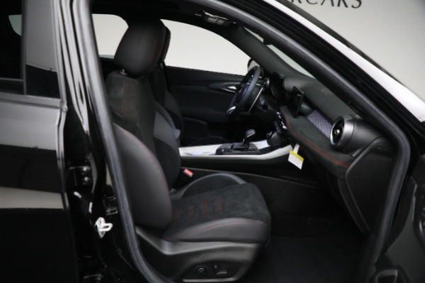 New 2024 Alfa Romeo Tonale Veloce for sale Sold at Maserati of Greenwich in Greenwich CT 06830 25