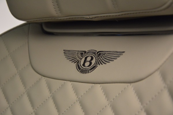 Used 2017 Bentley Bentayga for sale Sold at Maserati of Greenwich in Greenwich CT 06830 26