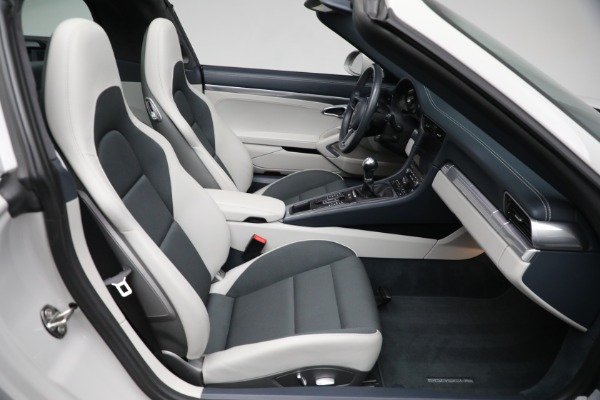 Used 2019 Porsche 911 Targa 4S for sale Sold at Maserati of Greenwich in Greenwich CT 06830 25