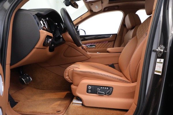 New 2023 Bentley Bentayga Azure Hybrid for sale Sold at Maserati of Greenwich in Greenwich CT 06830 22