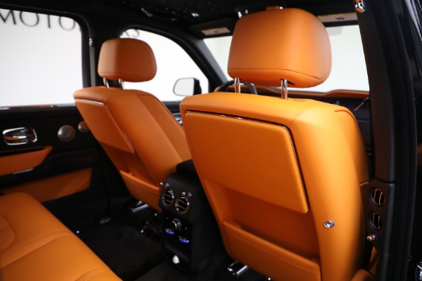 New 2024 Rolls-Royce Black Badge Cullinan for sale Sold at Maserati of Greenwich in Greenwich CT 06830 24