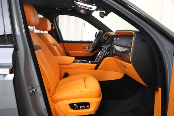 New 2024 Rolls-Royce Black Badge Cullinan for sale Sold at Maserati of Greenwich in Greenwich CT 06830 27