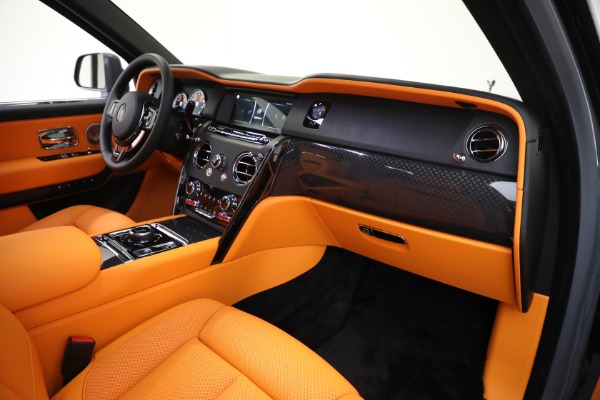 New 2024 Rolls-Royce Black Badge Cullinan for sale Sold at Maserati of Greenwich in Greenwich CT 06830 28