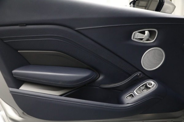 Used 2022 Aston Martin Vantage for sale Sold at Maserati of Greenwich in Greenwich CT 06830 25