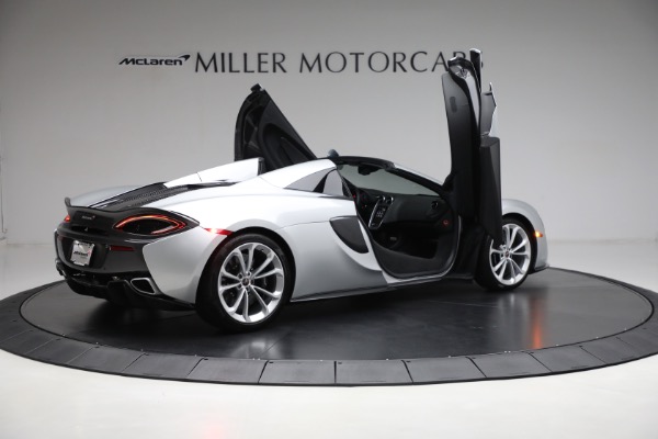 Used 2018 McLaren 570S Spider for sale $173,900 at Maserati of Greenwich in Greenwich CT 06830 19