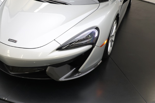 Used 2018 McLaren 570S Spider for sale $173,900 at Maserati of Greenwich in Greenwich CT 06830 21