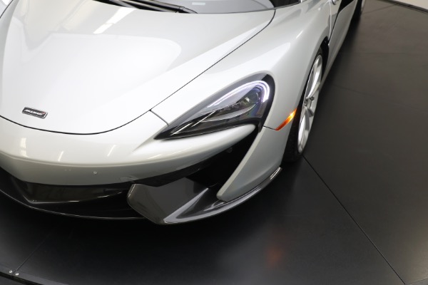 Used 2018 McLaren 570S Spider for sale $162,900 at Maserati of Greenwich in Greenwich CT 06830 21