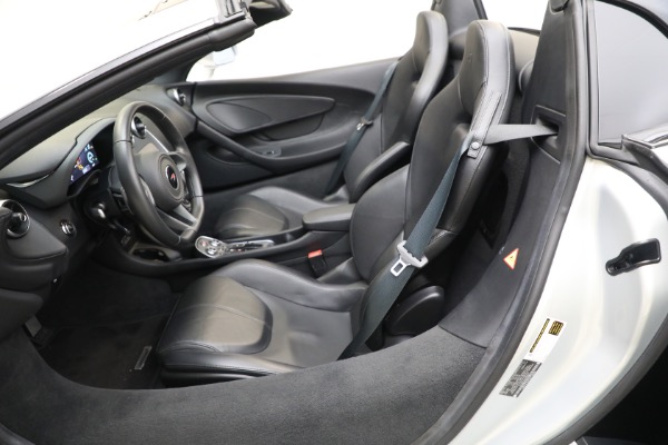 Used 2018 McLaren 570S Spider for sale Sold at Maserati of Greenwich in Greenwich CT 06830 24