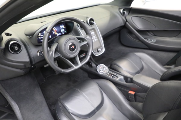Used 2018 McLaren 570S Spider for sale Sold at Maserati of Greenwich in Greenwich CT 06830 25