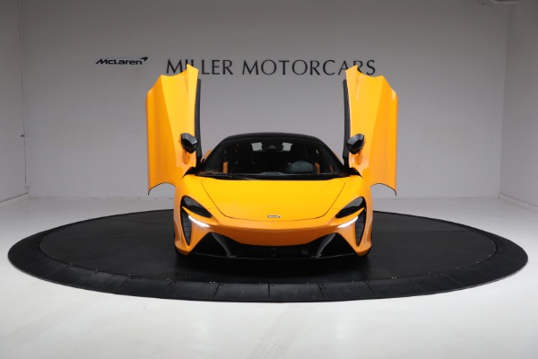 New 2024 McLaren Artura Performance for sale Sold at Maserati of Greenwich in Greenwich CT 06830 15