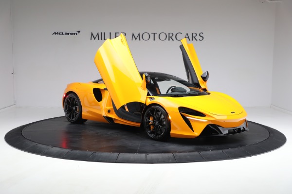 New 2024 McLaren Artura Performance for sale Sold at Maserati of Greenwich in Greenwich CT 06830 22