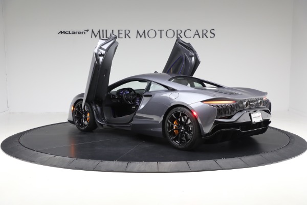 Used 2024 McLaren Artura Performance for sale $185,900 at Maserati of Greenwich in Greenwich CT 06830 16