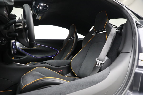 Used 2024 McLaren Artura Performance for sale $185,900 at Maserati of Greenwich in Greenwich CT 06830 21