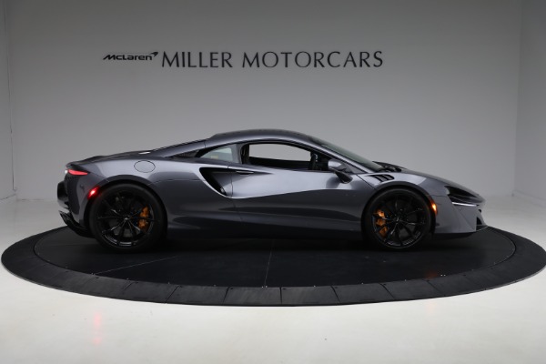 Used 2024 McLaren Artura Performance for sale $185,900 at Maserati of Greenwich in Greenwich CT 06830 9