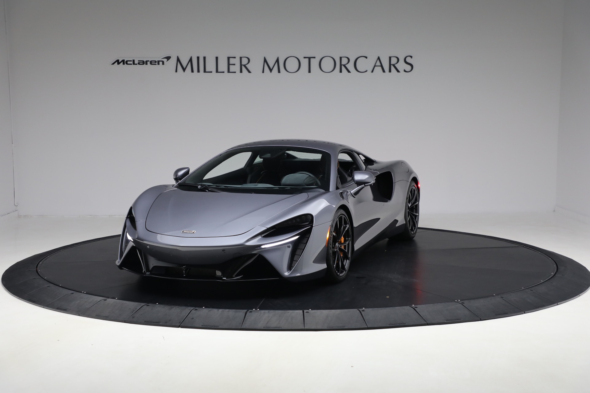 Used 2024 McLaren Artura Performance for sale $185,900 at Maserati of Greenwich in Greenwich CT 06830 1