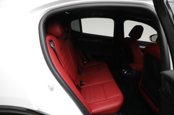 New 2024 Alfa Romeo Stelvio Veloce for sale $57,395 at Maserati of Greenwich in Greenwich CT 06830 26