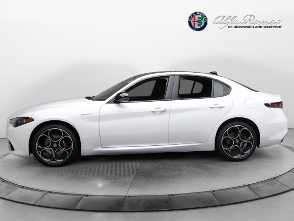 New 2024 Alfa Romeo Giulia Veloce for sale $55,060 at Maserati of Greenwich in Greenwich CT 06830 7