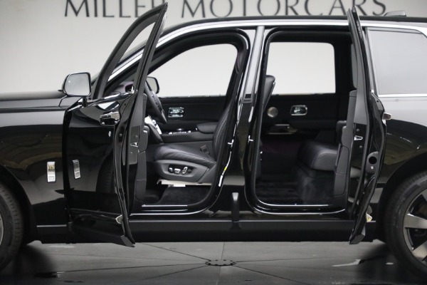 New 2024 Rolls-Royce Cullinan for sale Sold at Maserati of Greenwich in Greenwich CT 06830 6