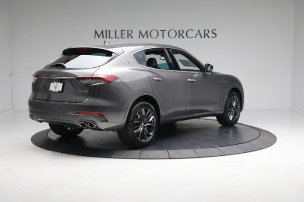 New 2024 Maserati Levante GT Ultima for sale $103,495 at Maserati of Greenwich in Greenwich CT 06830 13