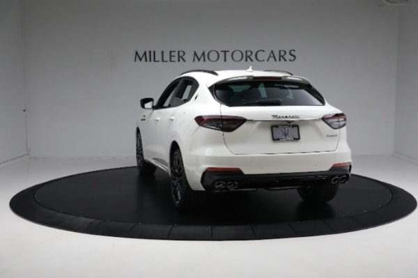 New 2024 Maserati Levante Modena Ultima for sale $122,195 at Maserati of Greenwich in Greenwich CT 06830 12