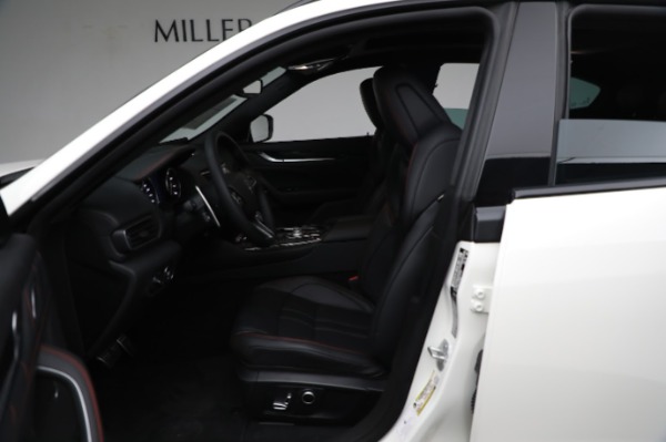New 2024 Maserati Levante Modena Ultima for sale Sold at Maserati of Greenwich in Greenwich CT 06830 27