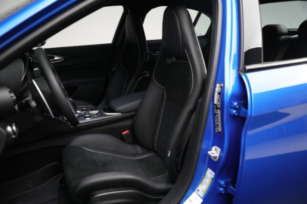 Used 2024 Alfa Romeo Giulia Quadrifoglio for sale Sold at Maserati of Greenwich in Greenwich CT 06830 27