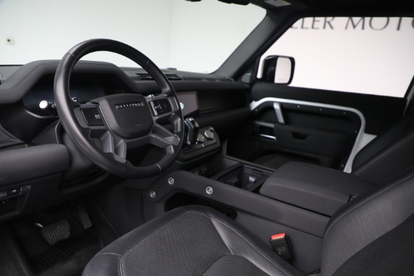 Used 2023 Land Rover Defender 90 X-Dynamic SE for sale Sold at Maserati of Greenwich in Greenwich CT 06830 14