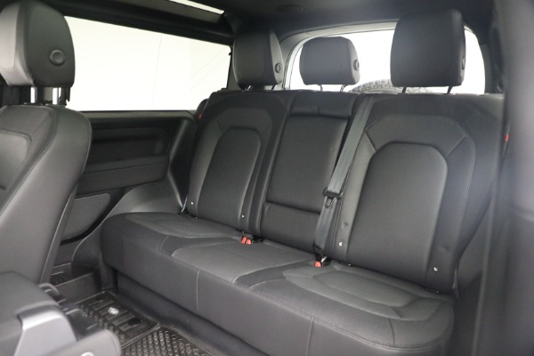 Used 2023 Land Rover Defender 90 X-Dynamic SE for sale Sold at Maserati of Greenwich in Greenwich CT 06830 17
