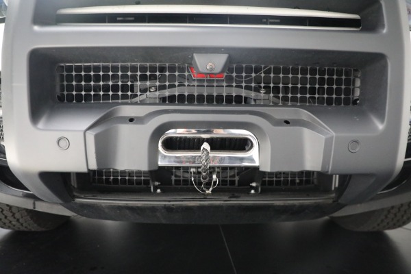 Used 2023 Land Rover Defender 90 X-Dynamic SE for sale Sold at Maserati of Greenwich in Greenwich CT 06830 26