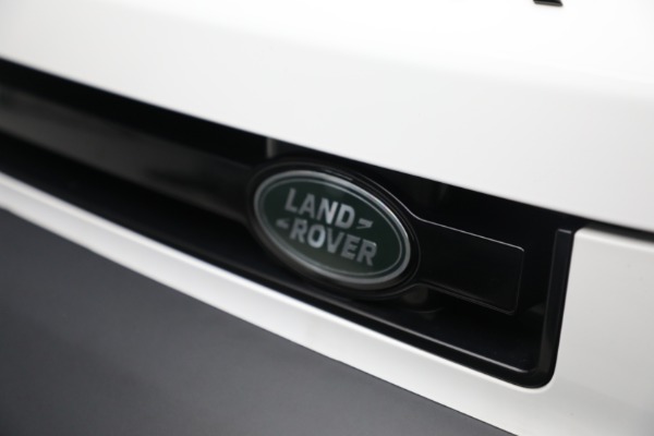 Used 2023 Land Rover Defender 90 X-Dynamic SE for sale Sold at Maserati of Greenwich in Greenwich CT 06830 28