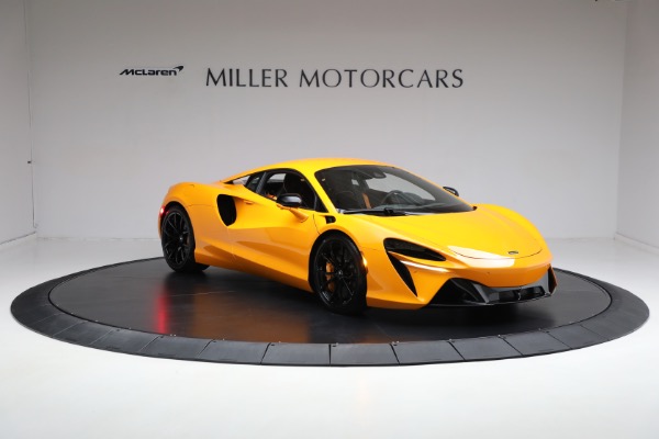 New 2024 McLaren Artura for sale $276,833 at Maserati of Greenwich in Greenwich CT 06830 11