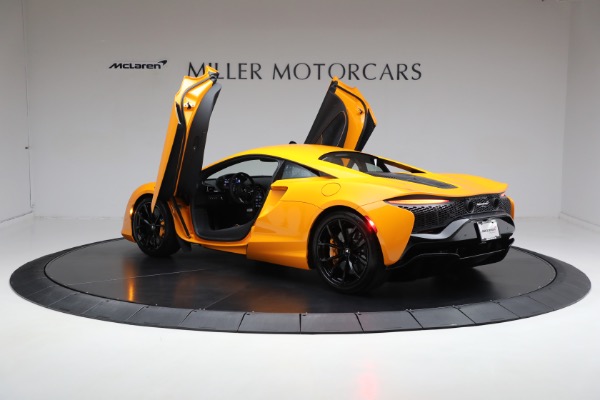 New 2024 McLaren Artura for sale $276,833 at Maserati of Greenwich in Greenwich CT 06830 15