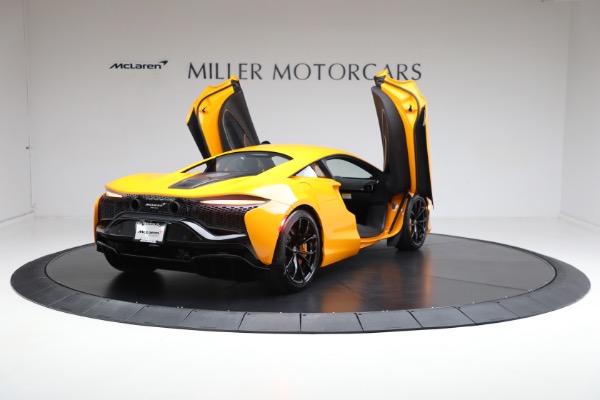 New 2024 McLaren Artura for sale Sold at Maserati of Greenwich in Greenwich CT 06830 17