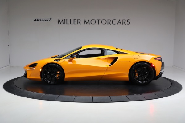 New 2024 McLaren Artura for sale $276,833 at Maserati of Greenwich in Greenwich CT 06830 3